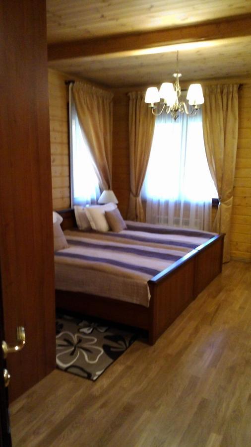 Комплекс Відпочинку Goldfіsh Сlub Guest House Babintsy ห้อง รูปภาพ